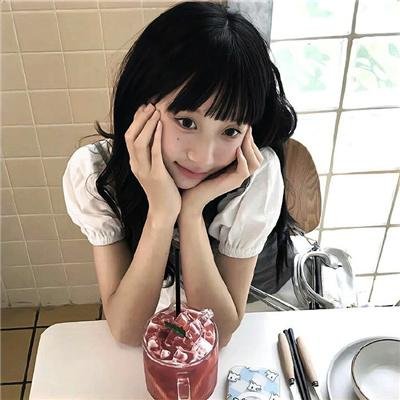 为黛茜小姐开车